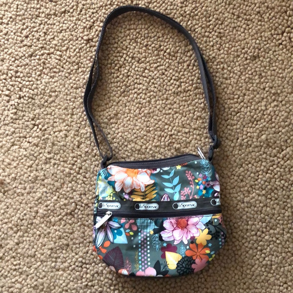 EUC Lesportsac Small Nylon Floral Crossbody Bag
